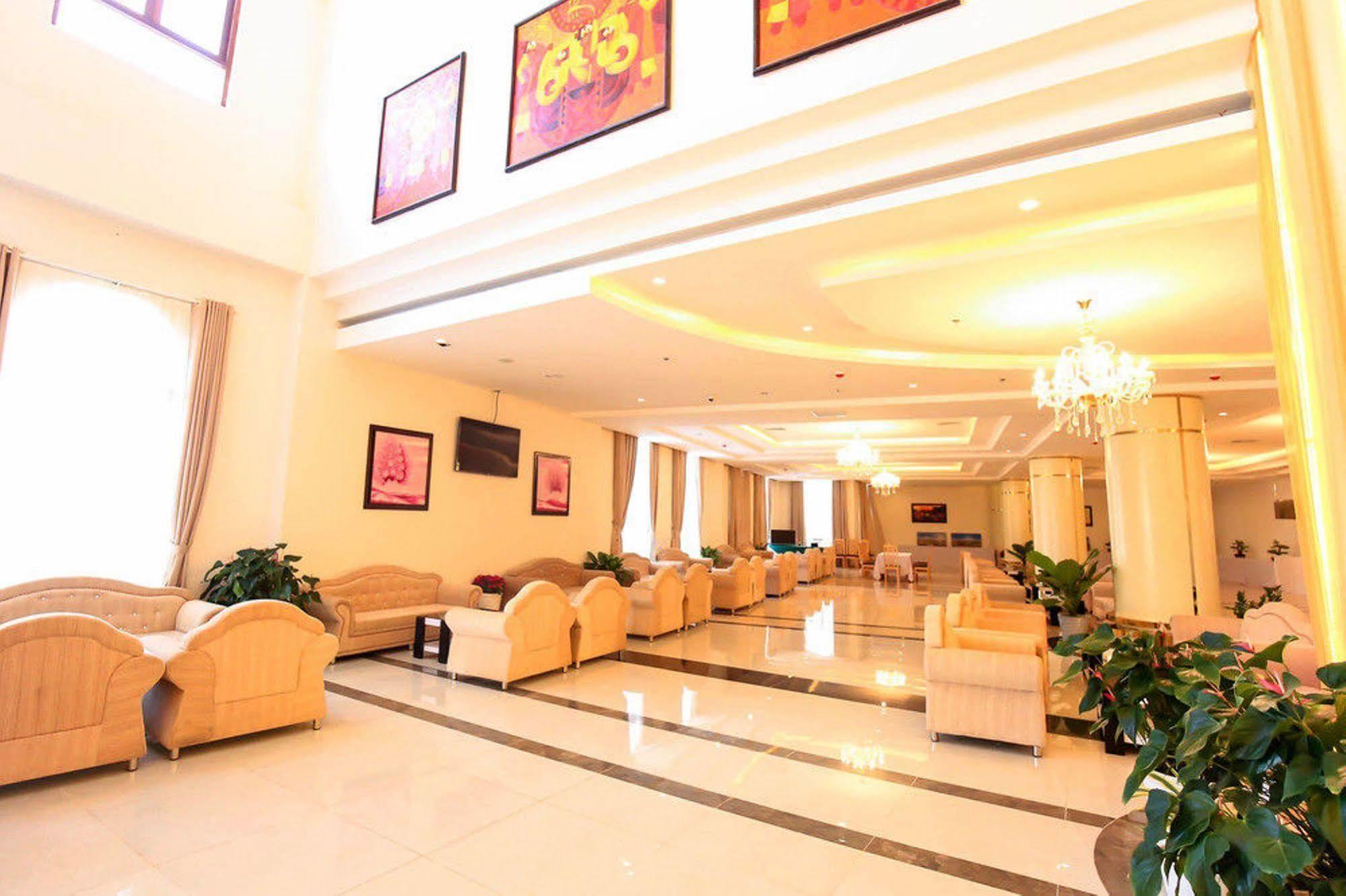 Bavico Plaza Hotel Đà Lạt Exterior foto